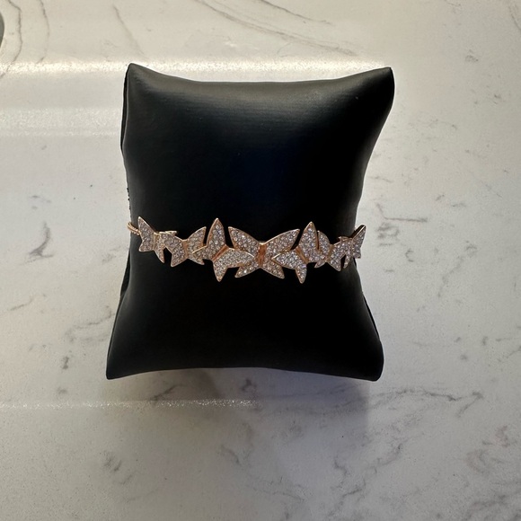 Swarovski butterfly bracelet - Picture 3 of 7